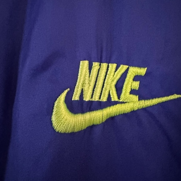 Vintage Nike 90s Windbreaker Activewear Workout Jacket, Excellent Condition - Picture 7 of 8